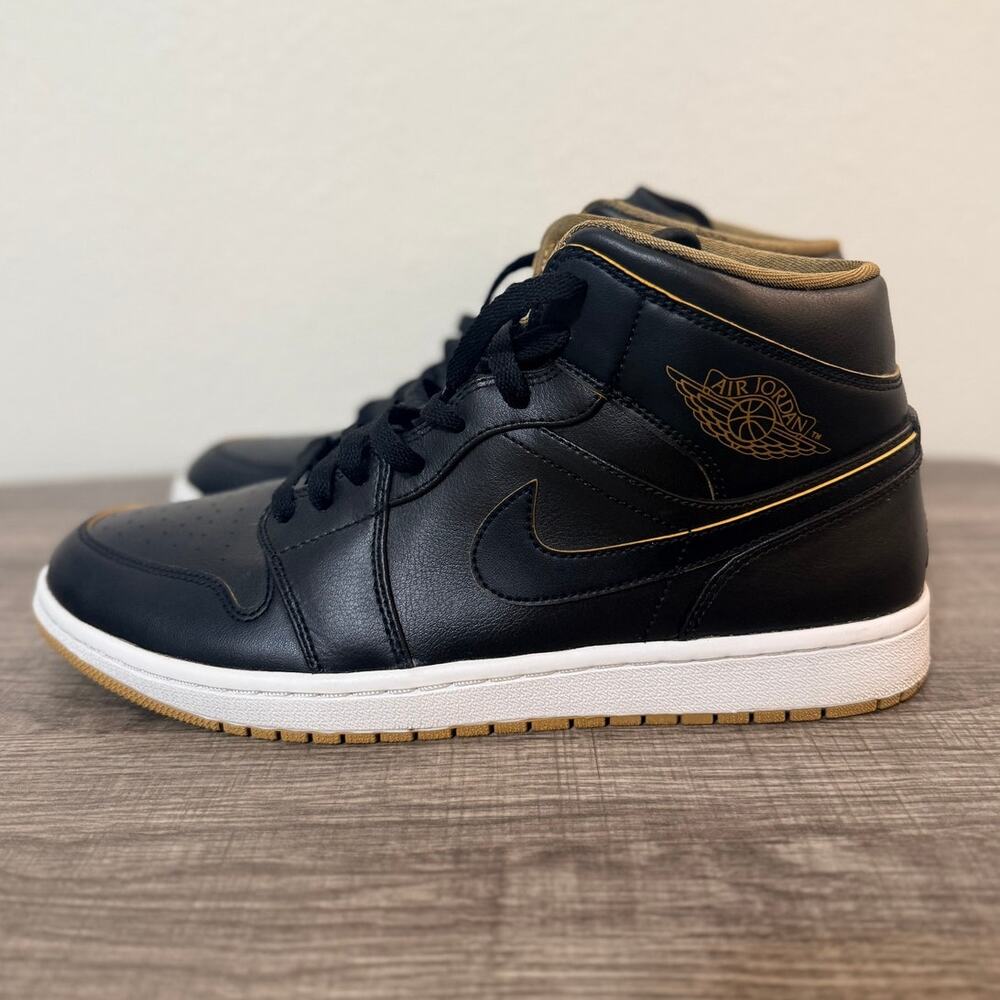 Nike Jordan 1 Retro Mid Black Metallic Gold 554724-042 - Men's Size 11